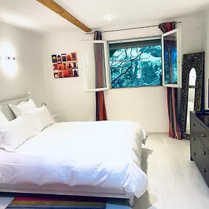 https://chambre-spacieuse-au-calme-entre-annecy-et-geneve.hotels-rhonealpes.com